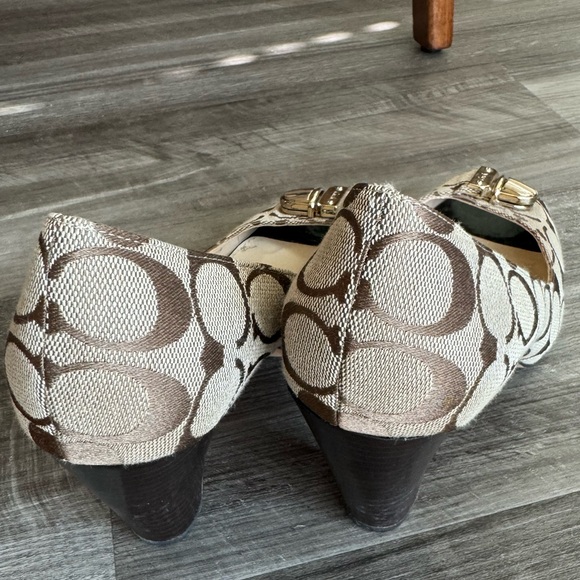 🤎😍COACH Shabby Chic Heels - Picture 10 of 11